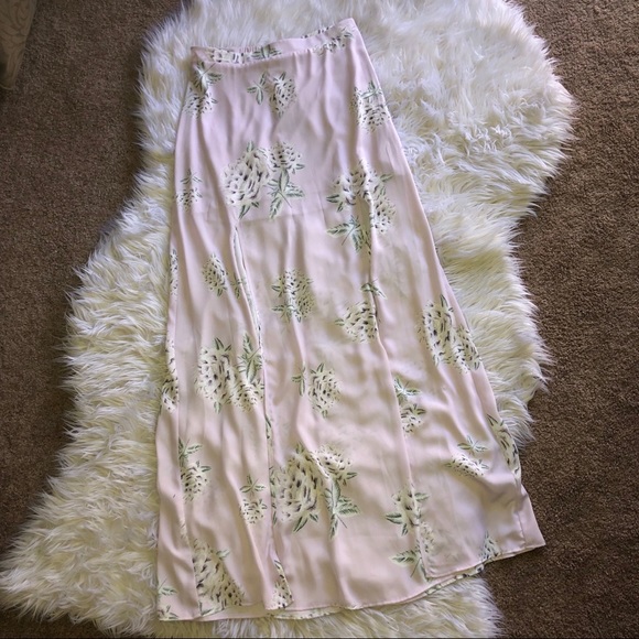 ✨HOST PICK✨💜NWT SMYM Liv, Lov, Lav Maxi Skirt💜✨ - Picture 4 of 5